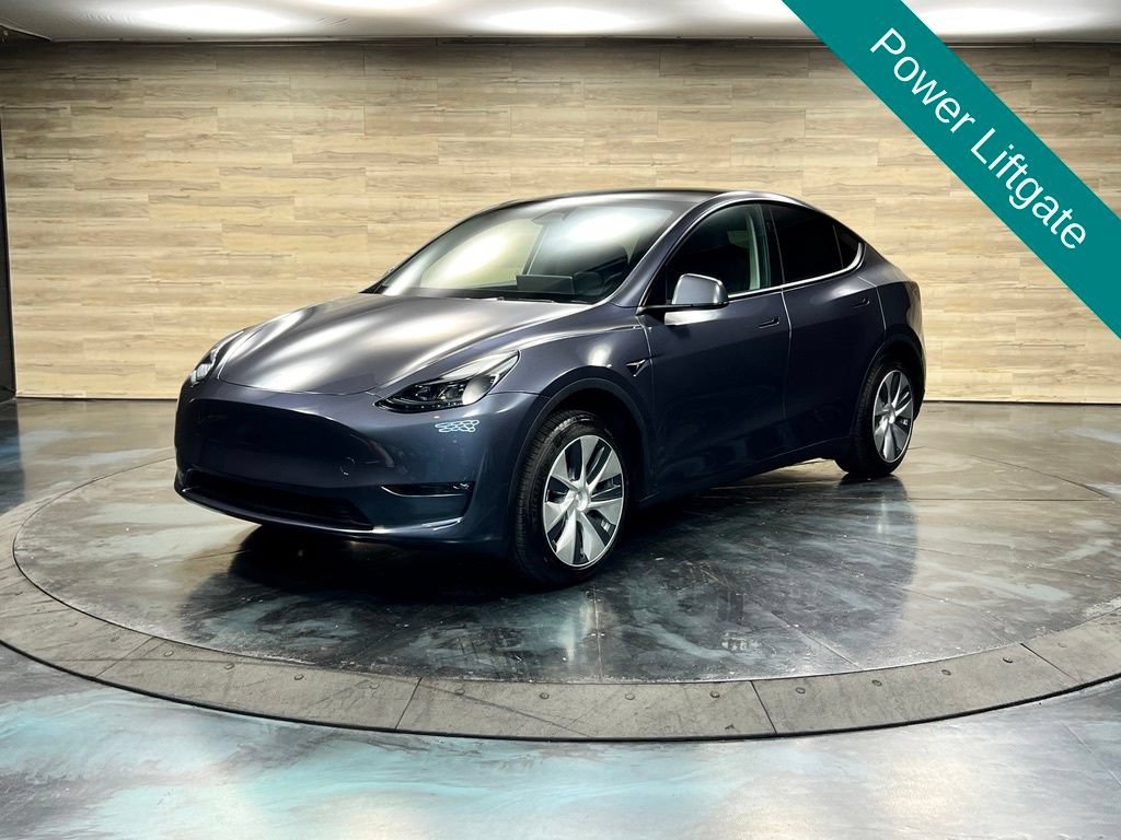 Used 2023 Tesla Model Y 2WD image 5