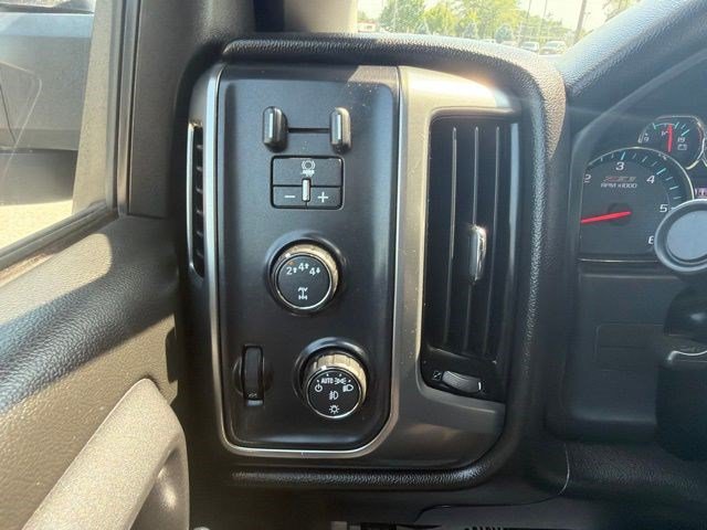 Used 2018 Chevrolet Silverado 2500 LT w/ All Star Edition AWD/4WD image 24