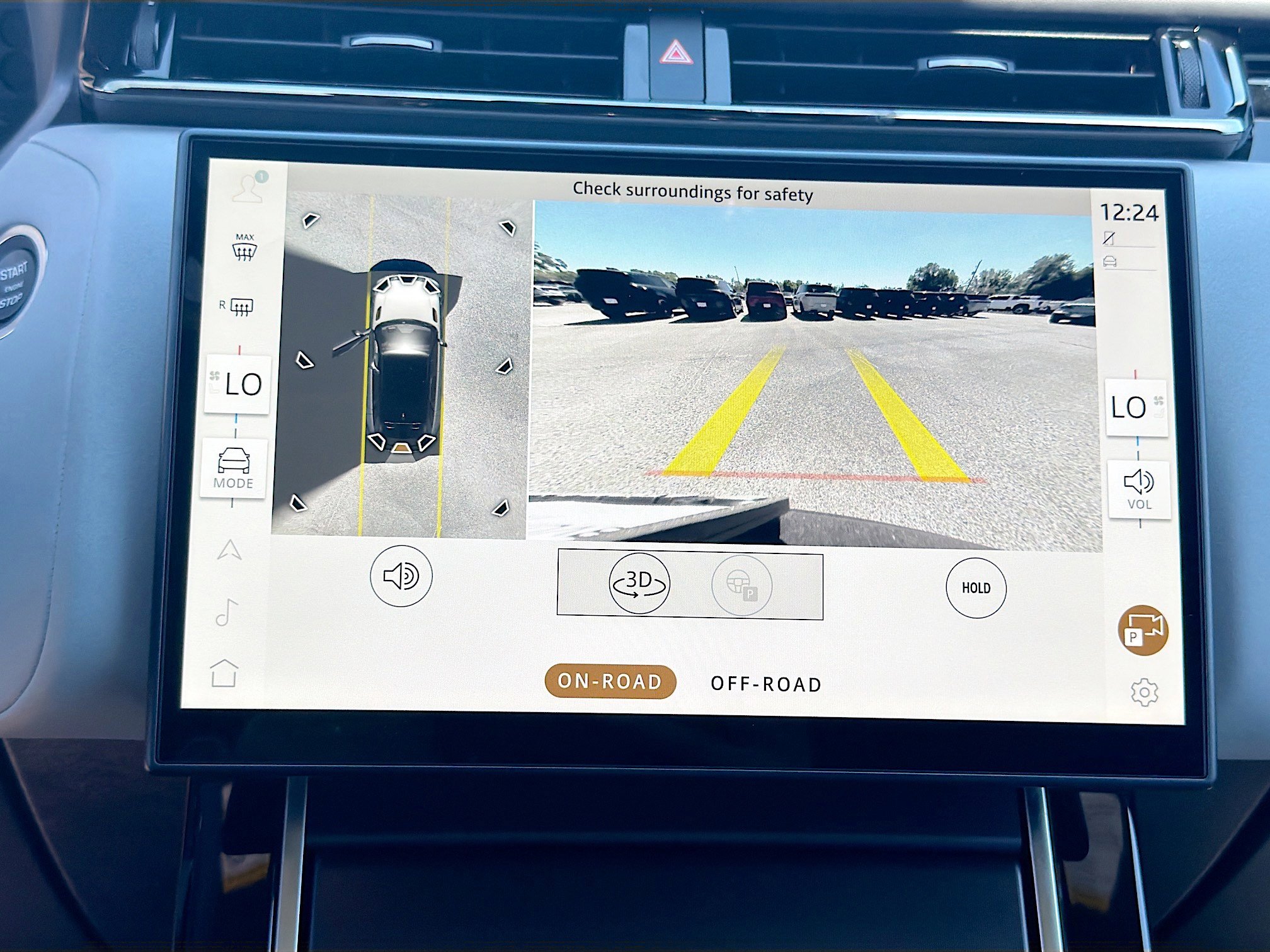 New 2026 Land Rover Range Rover Velar Dynamic SE image 33