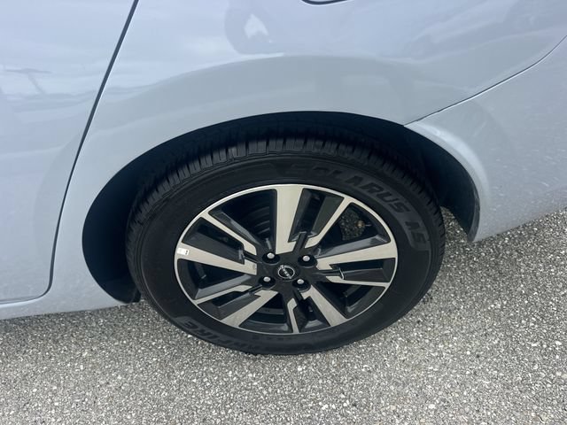 Used 2025 Nissan Versa SV FWD image 11