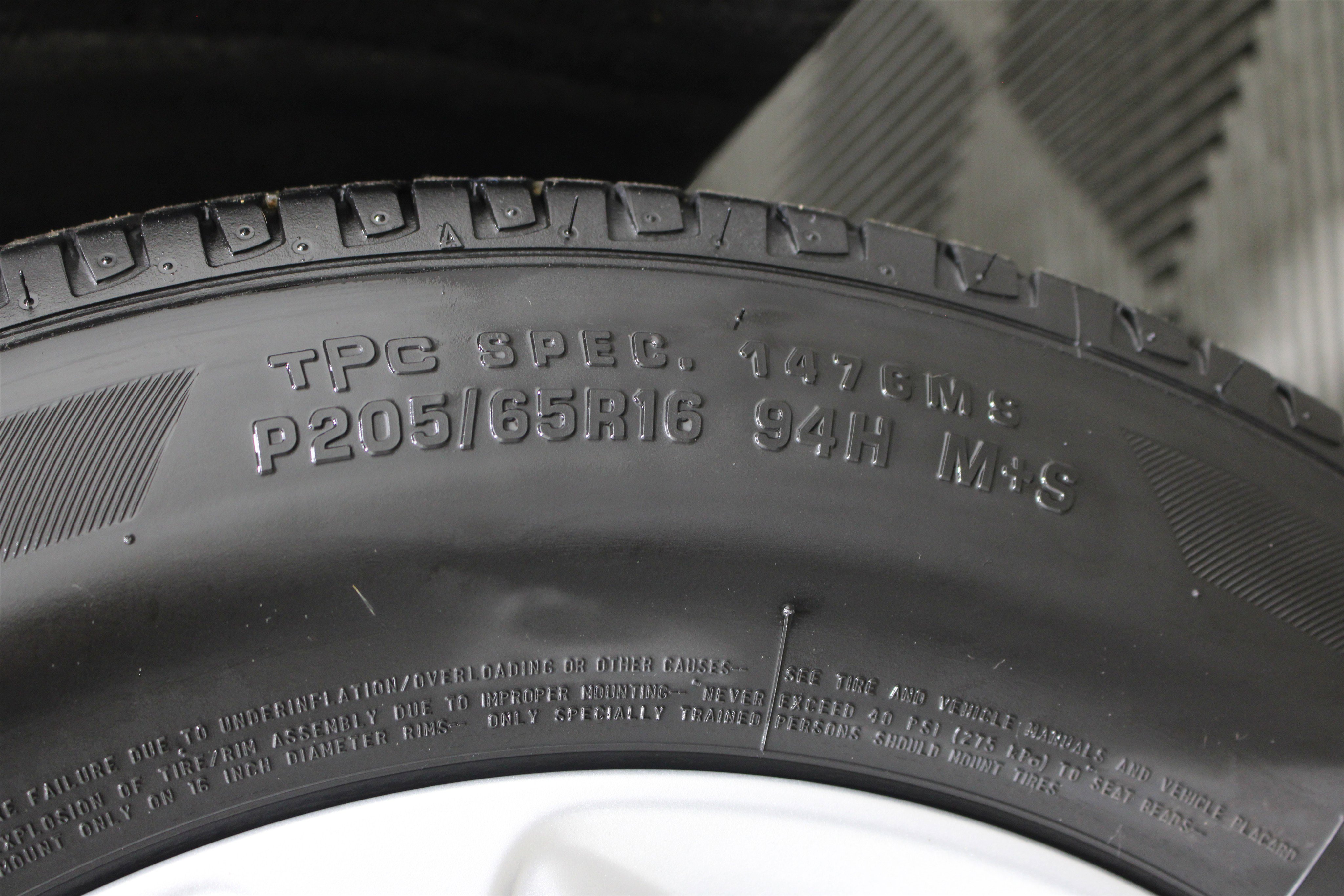 Used 2025 Chevrolet Malibu LS image 37