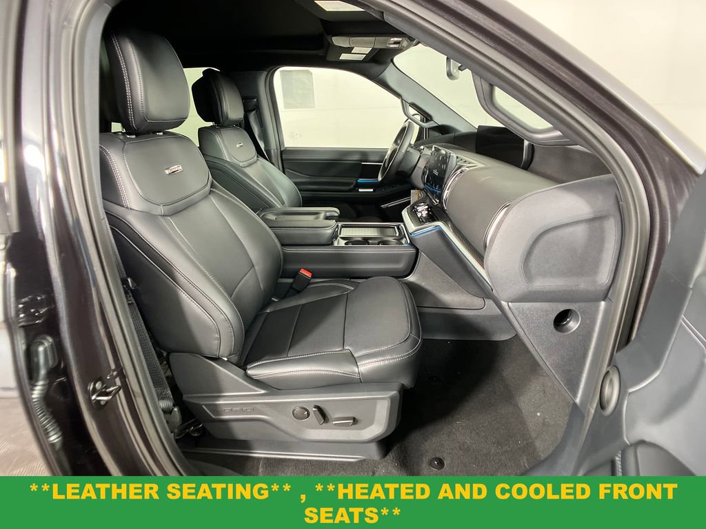 New 2026 Ford Expedition Platinum w/ Stealth Appearance Package image 5