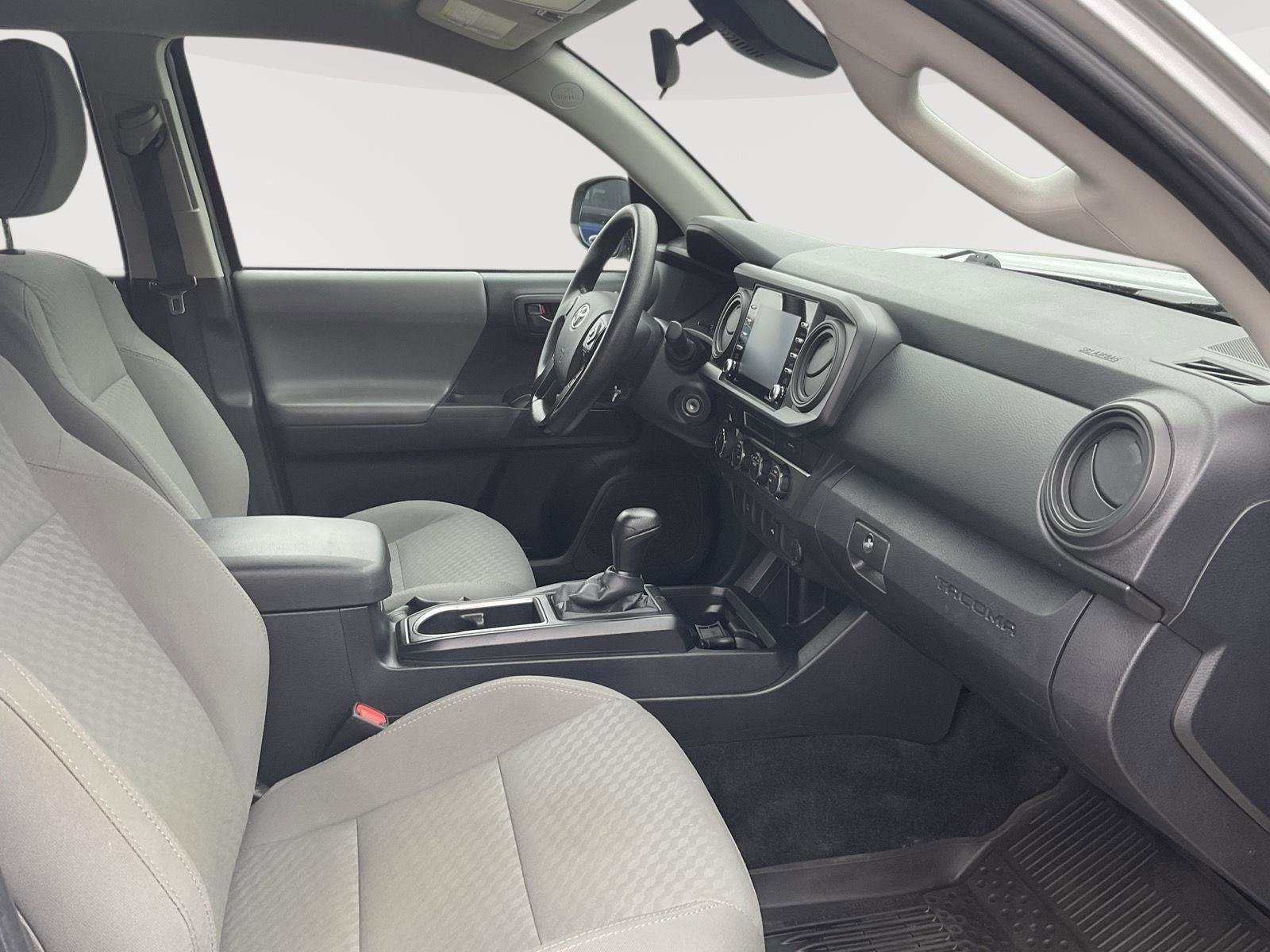 Used 2022 Toyota Tacoma SR image 21