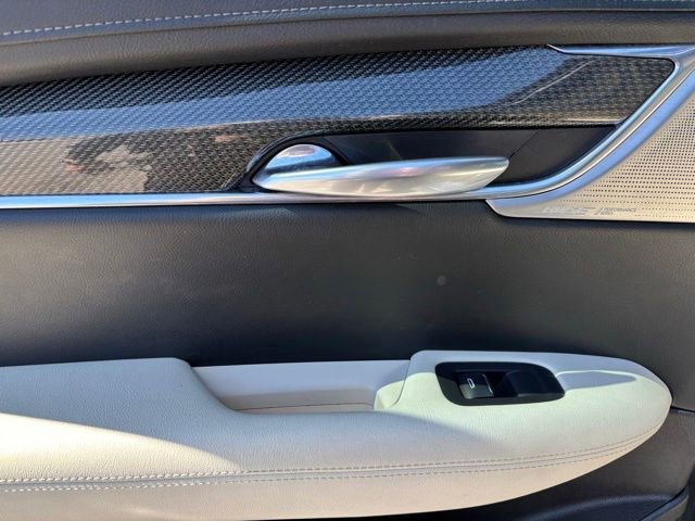 Used 2021 Cadillac XT5 Sportv w/ LPO, Floor Liner Package AWD/4WD image 17
