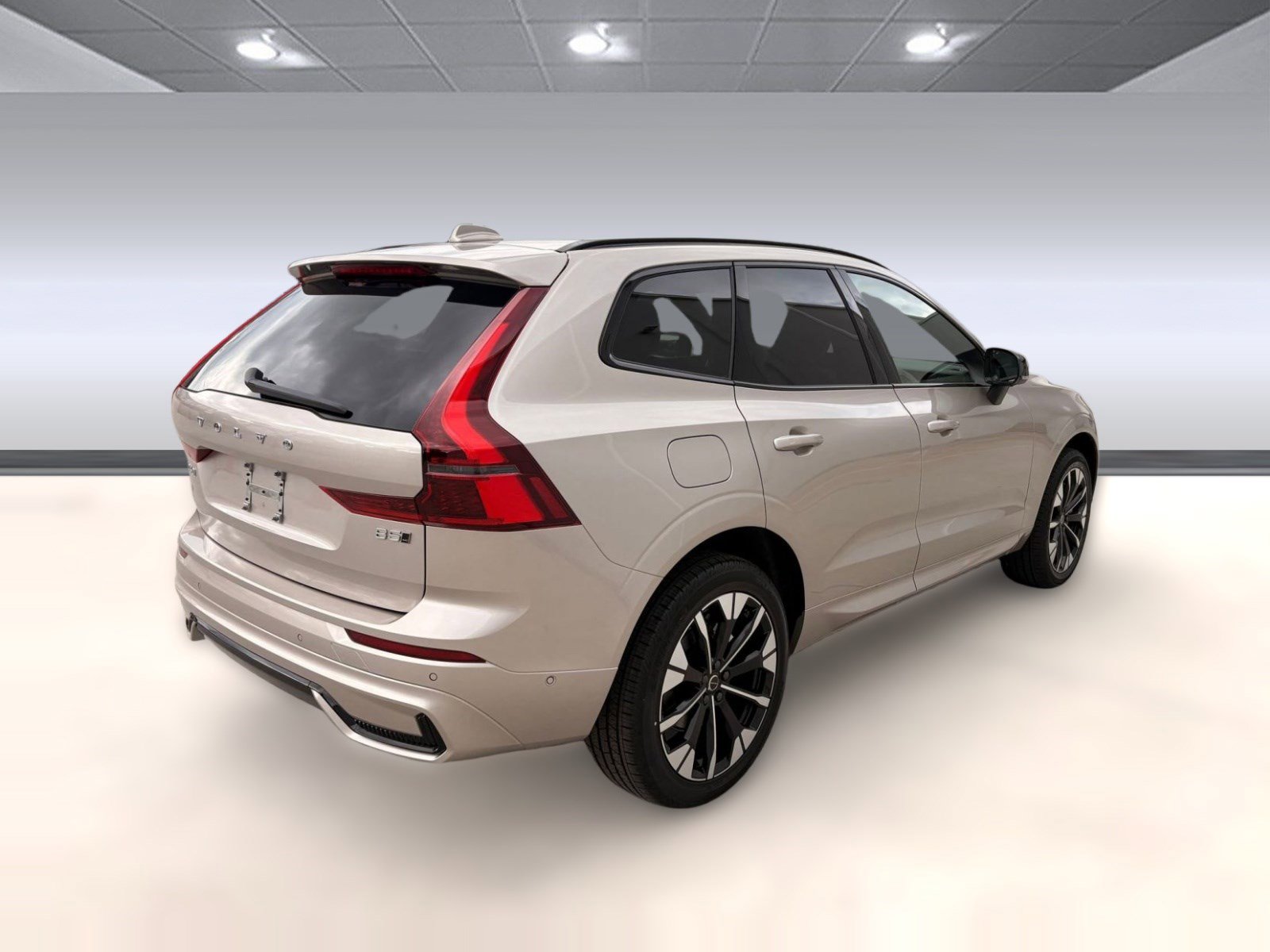 Certified 2026 Volvo XC60 B5 Plus w/ Climate Package image 9