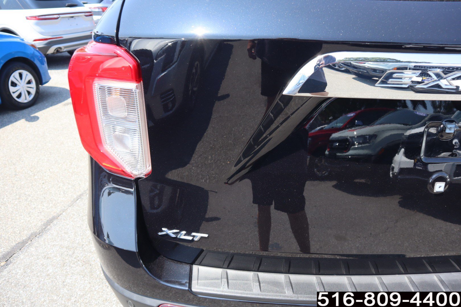 Used 2023 Ford Explorer XLT w/ Equipment Group 202A AWD/4WD image 29