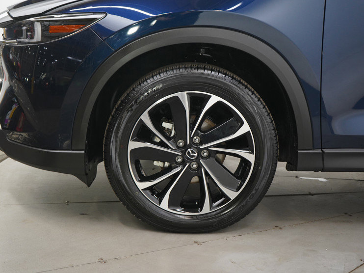 Used 2023 MAZDA CX-5 AWD 2.5 S w/ Premium Package image 32