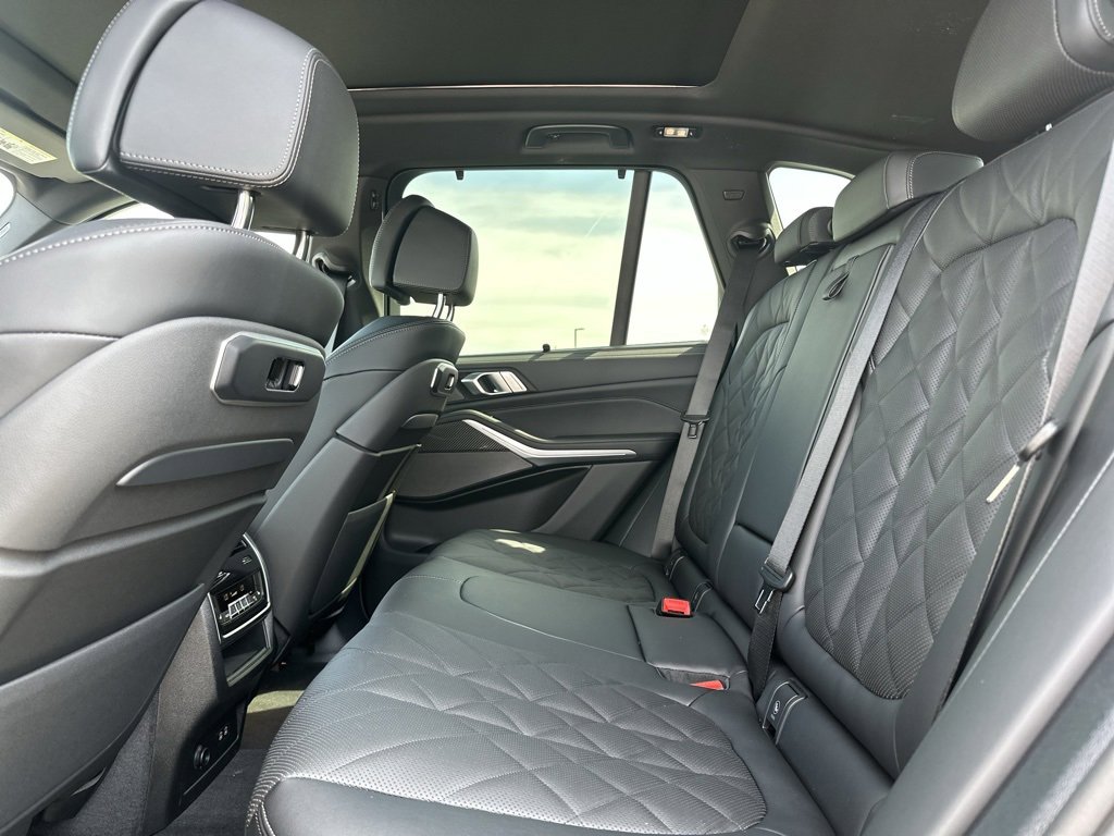 New 2026 BMW X5 M60i image 19