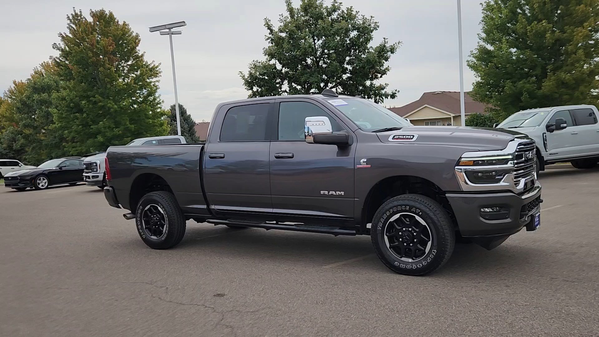 Used 2025 RAM 2500 Laramie AWD/4WD image 9