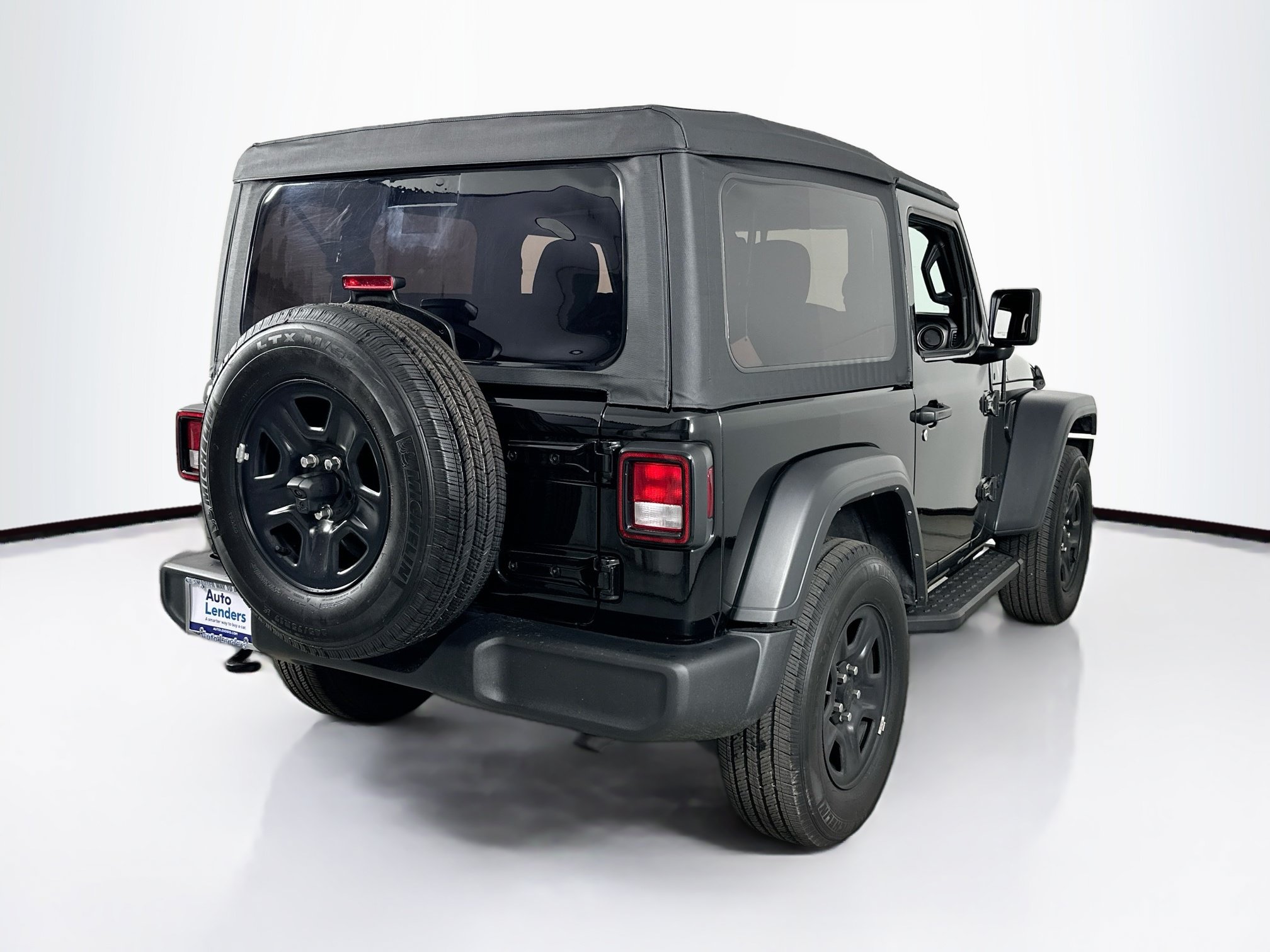 Used 2023 Jeep Wrangler Sport AWD/4WD image 5