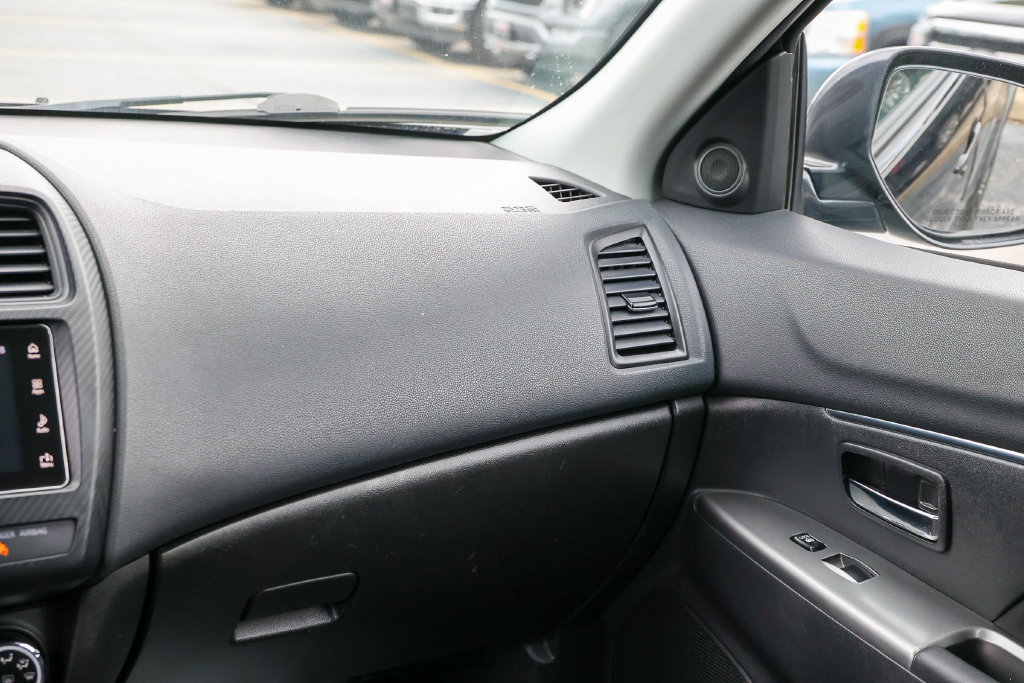Used 2019 Mitsubishi Outlander Sport SE FWD image 10