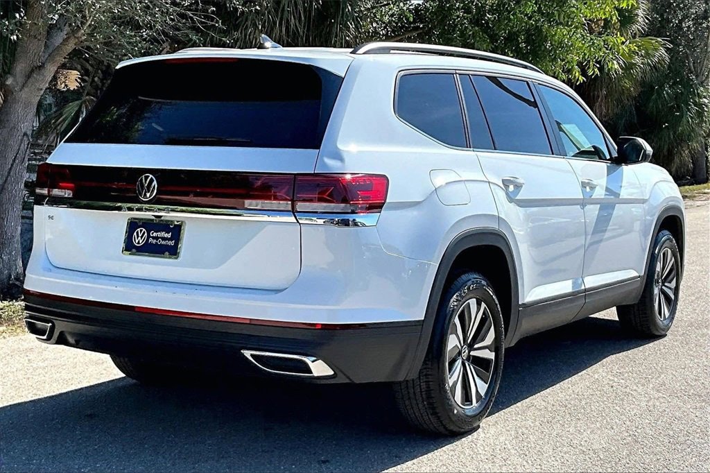 Certified 2024 Volkswagen Atlas SE image 5