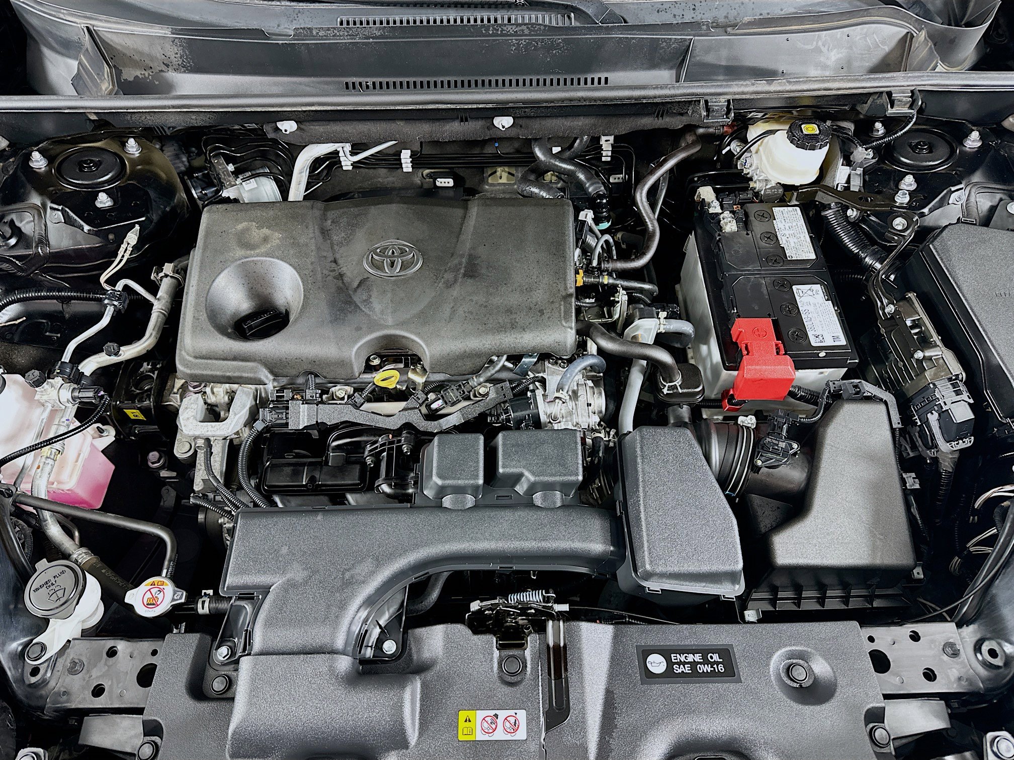 Used 2024 Toyota RAV4 LE image 30