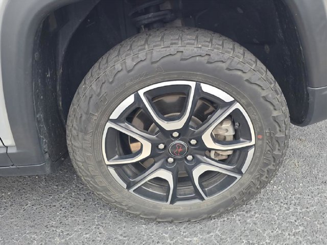Used 2025 Jeep Compass Trailhawk AWD/4WD image 16