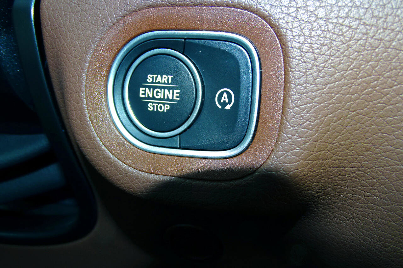 Used 2025 Mercedes-Benz GLE 450 4MATIC Coupe image 31