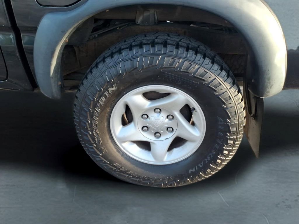 Used 2002 Toyota Tacoma PreRunner RWD image 11