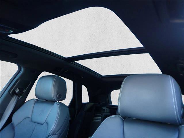 Used 2023 Audi Q5 e Premium Plus image 14