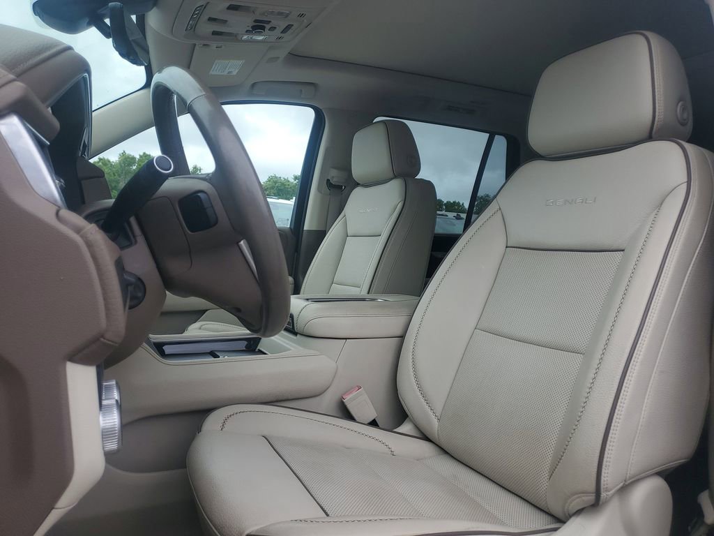 Used 2021 GMC Yukon Denali w/ Denali Premium Package RWD image 20