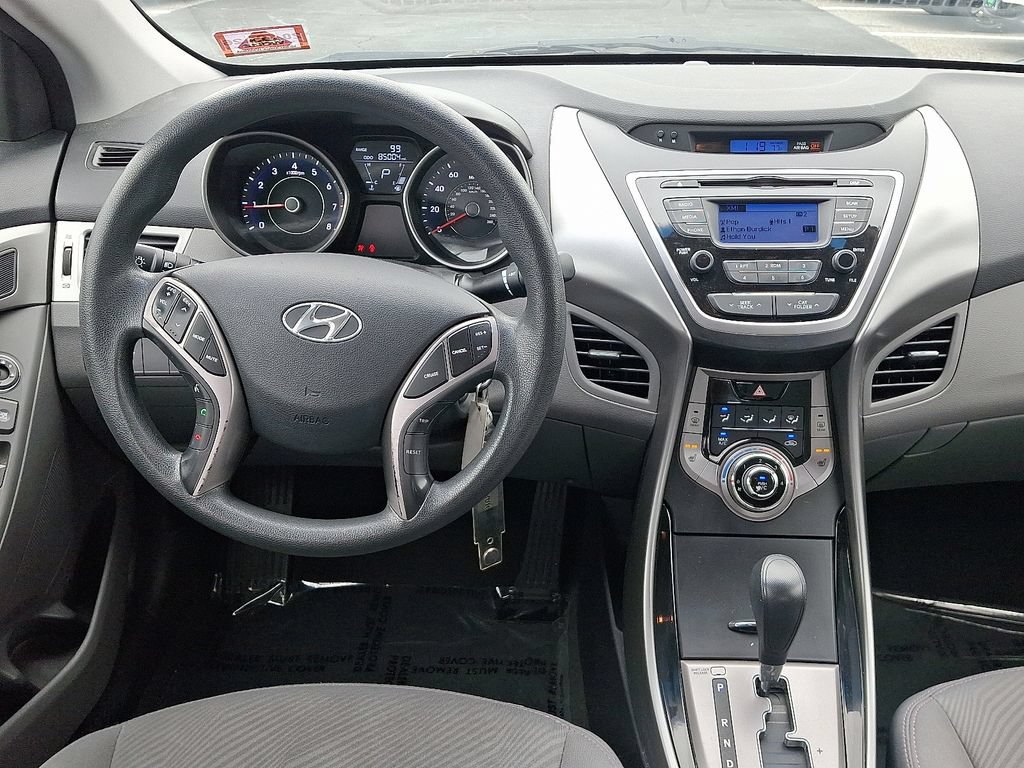 Used 2013 Hyundai Elantra GLS w/ Preferred Pkg FWD image 11