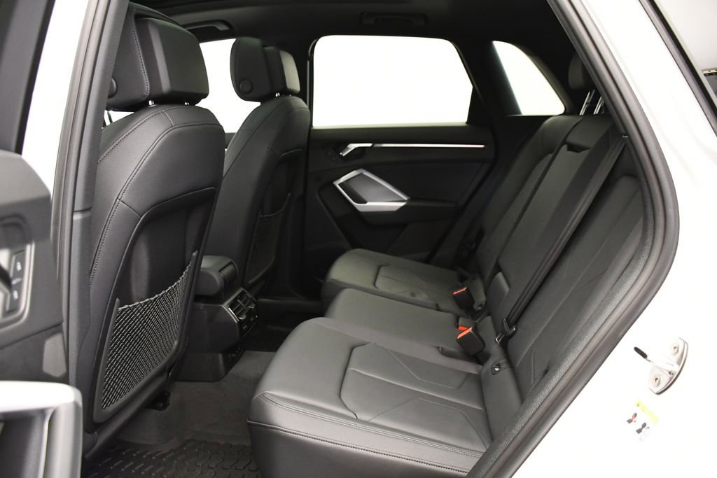 Used 2025 Audi Q3 2.0T Premium w/ Convenience Package image 44
