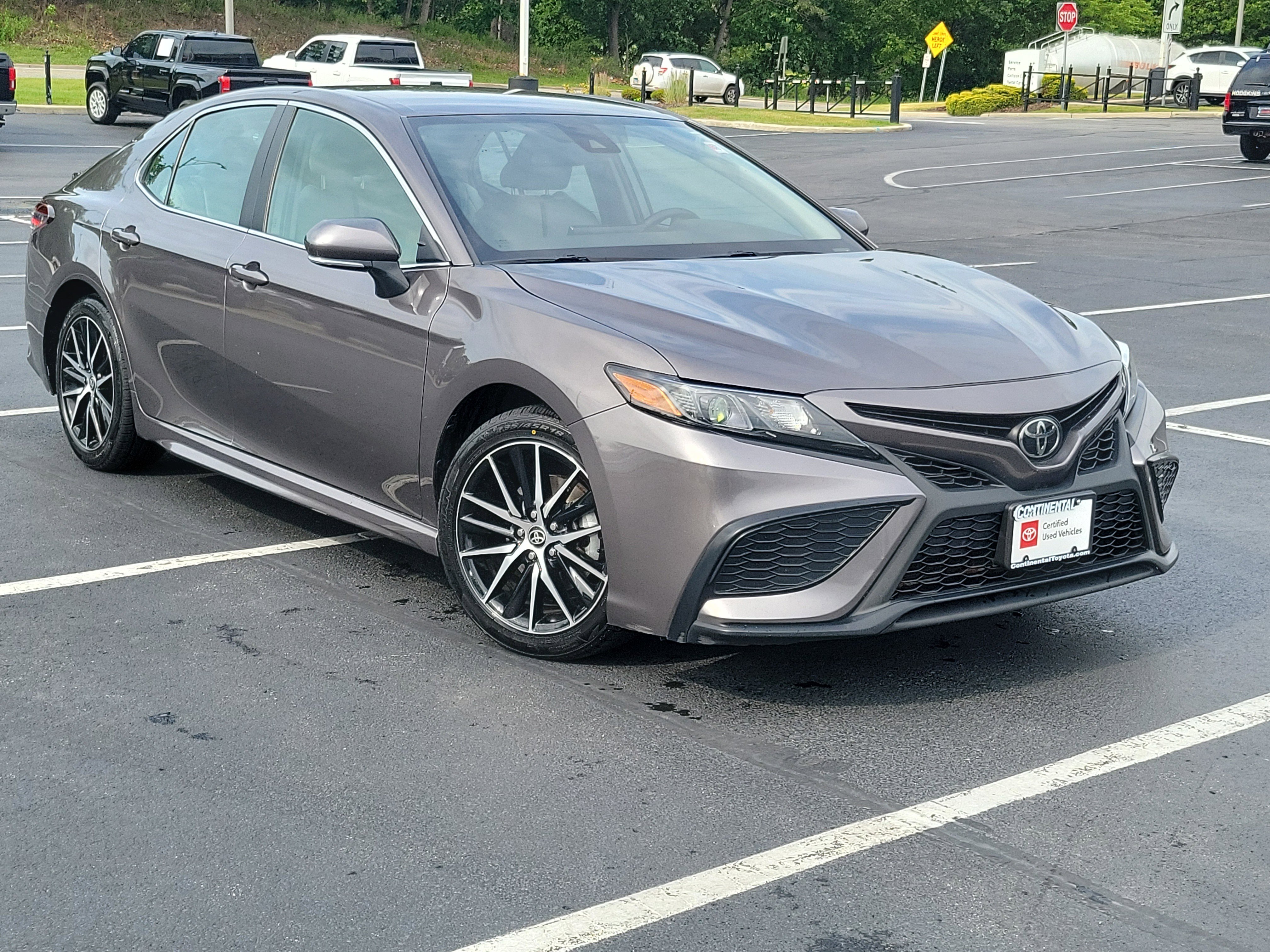 Certified 2024 Toyota Camry SE FWD video 2