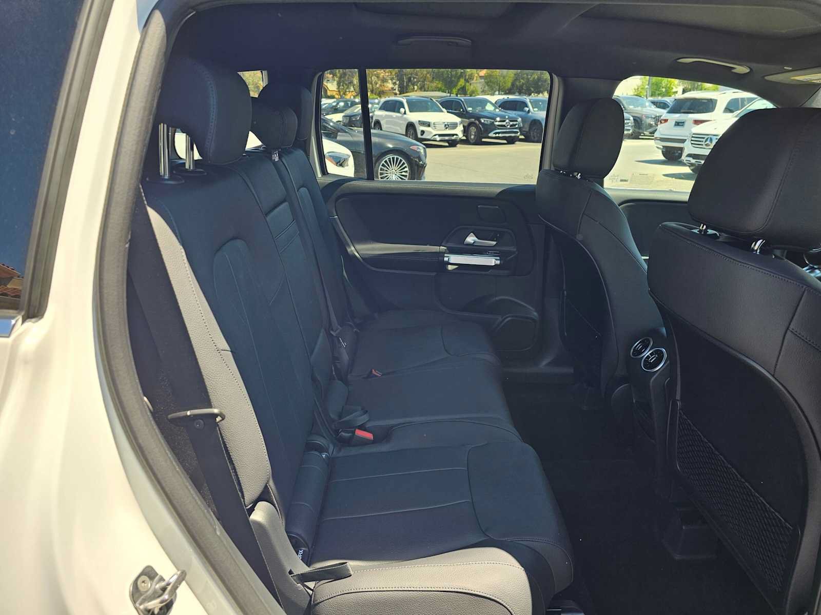 New 2026 Mercedes-Benz GLB 250 image 12