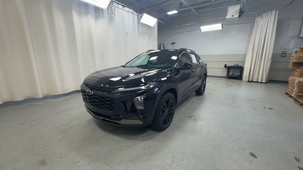 Certified 2024 Chevrolet Trax ACTIV w/ Driver Confidence Package FWD image 4