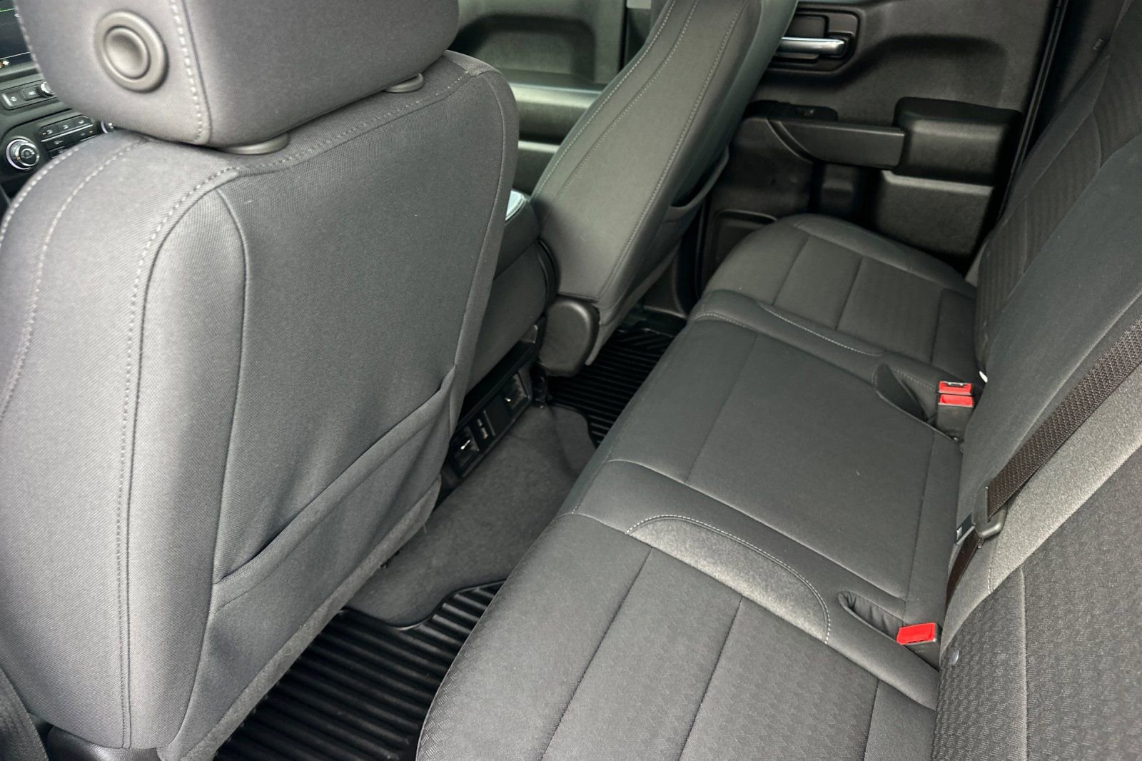 Used 2024 Chevrolet Silverado 1500 Custom image 14