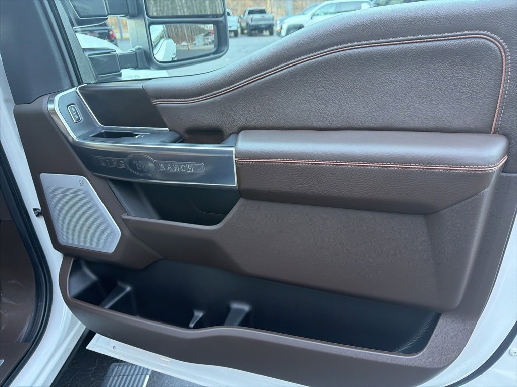 Used 2025 Ford F250 King Ranch w/ Chrome Package image 16
