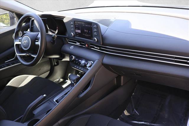Used 2021 Hyundai Elantra SEL FWD image 26