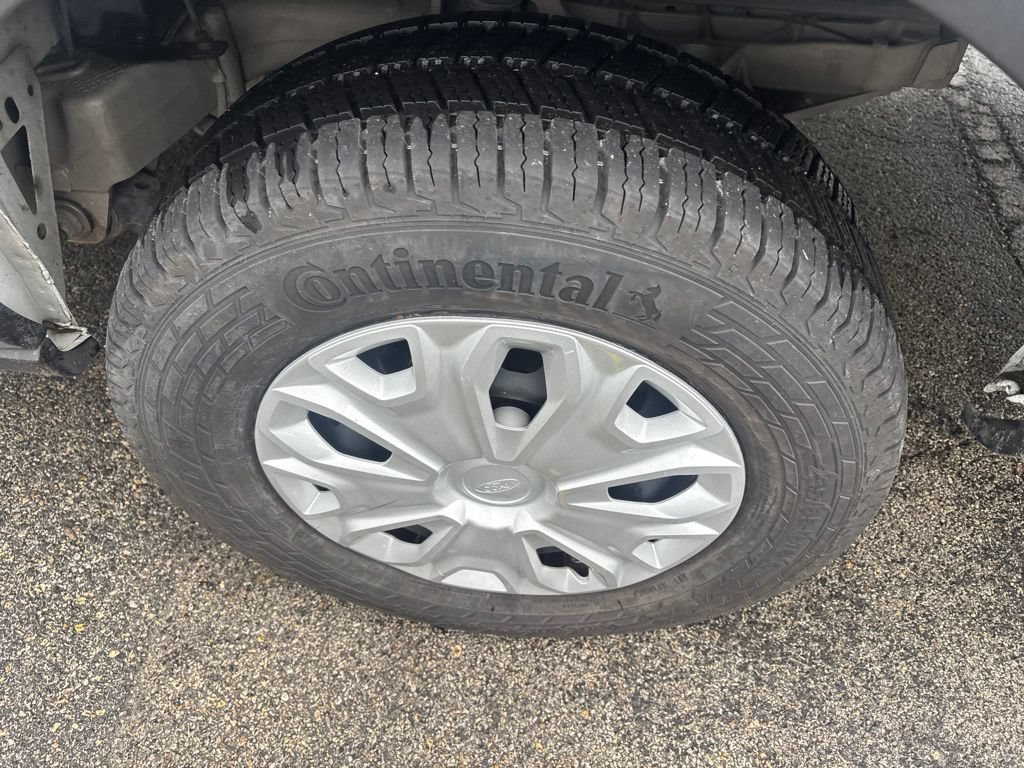 Used 2023 Ford E-Transit 148 High Roof Extended RWD image 8