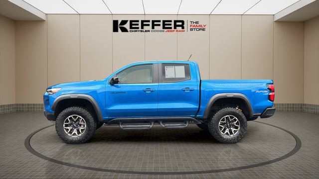 Used 2024 Chevrolet Colorado ZR2 w/ ZR2 Convenience Package III AWD/4WD image 2