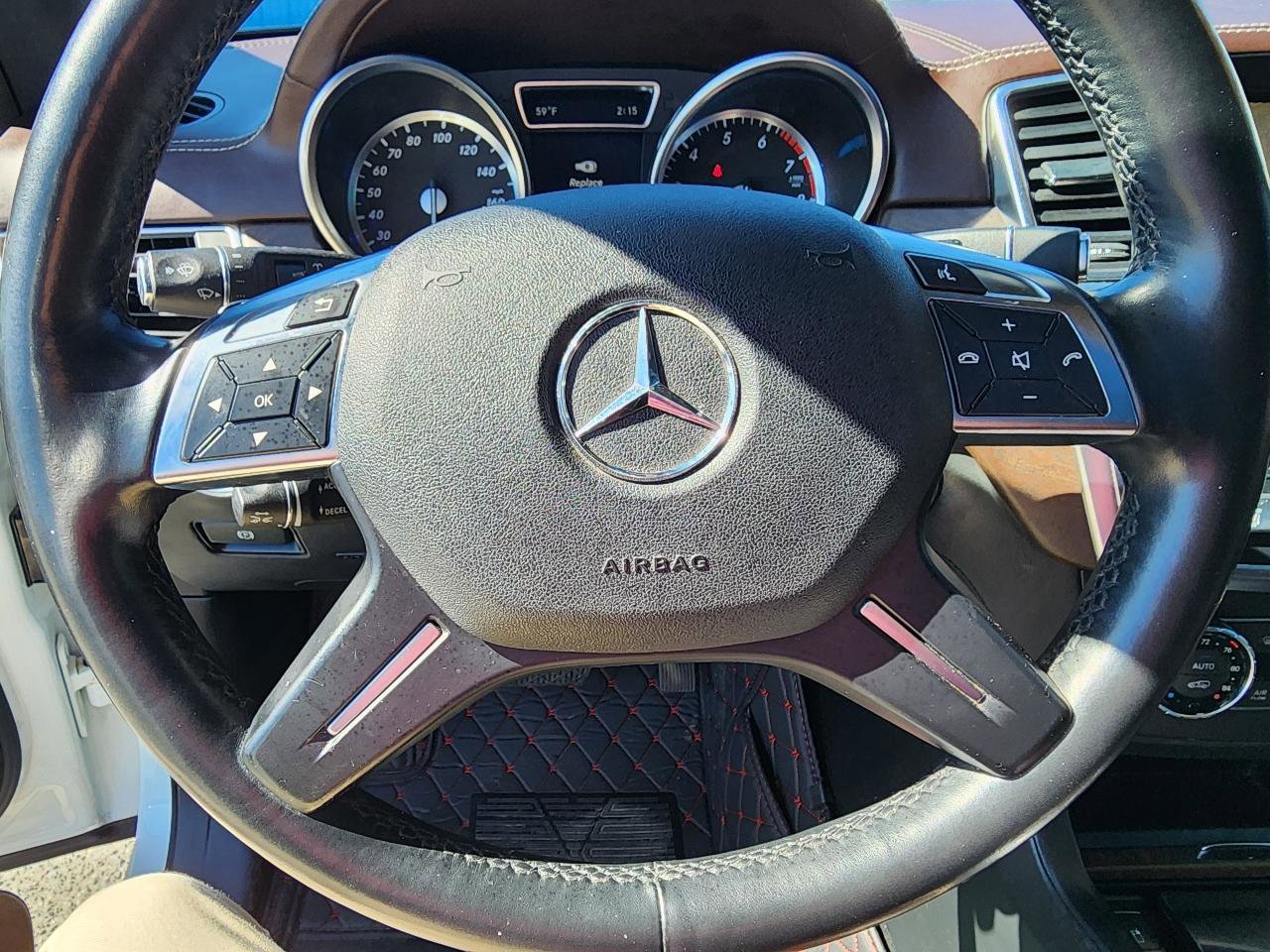 Used 2016 Mercedes-Benz GL 550 4MATIC image 16