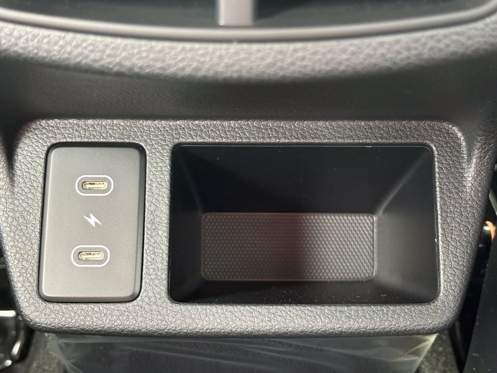 New 2026 Kia Seltos S FWD image 15
