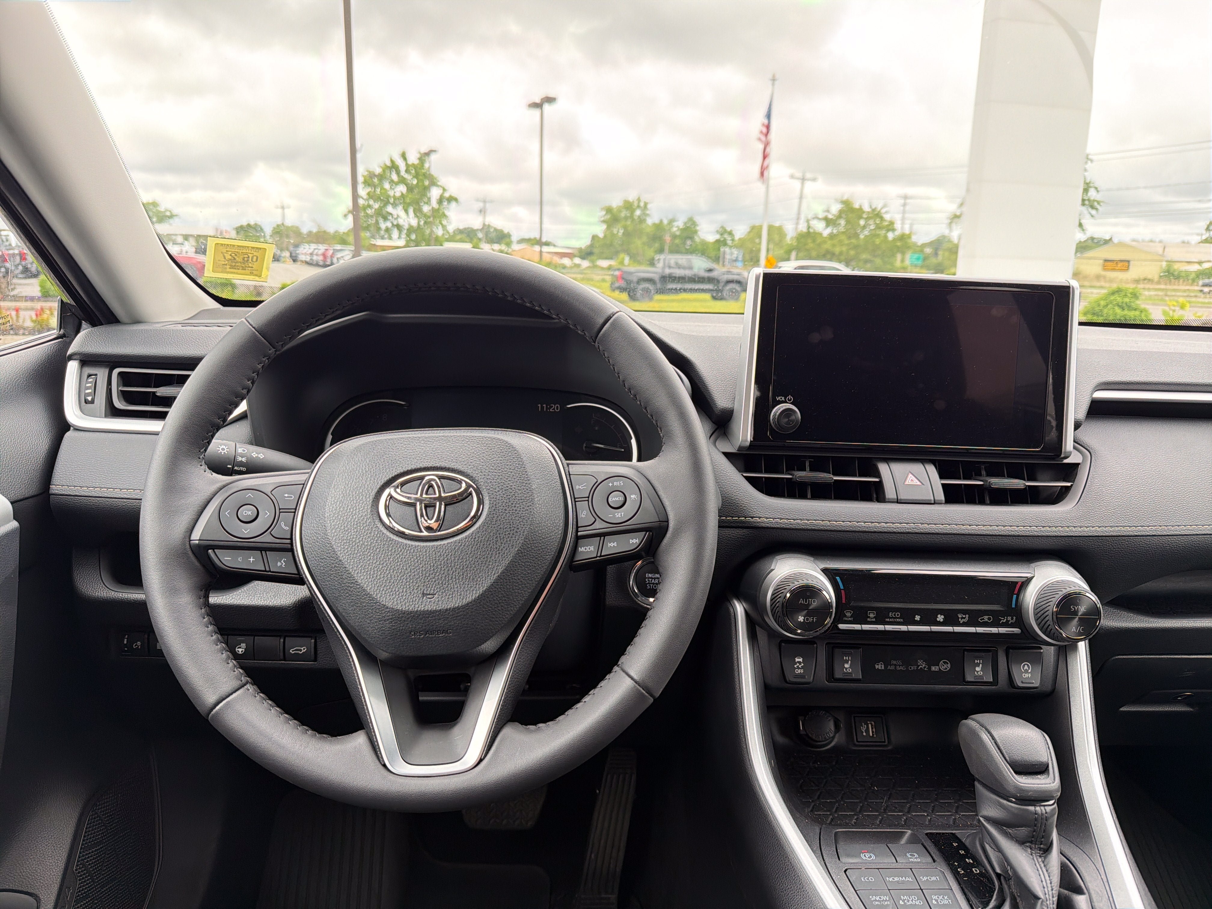 Used 2024 Toyota RAV4 XLE w/ Convenience Package AWD/4WD image 12