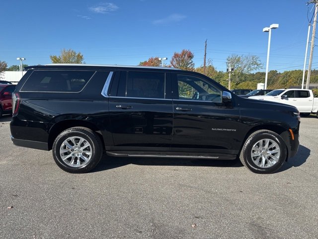 New 2026 Chevrolet Suburban Premier image 7