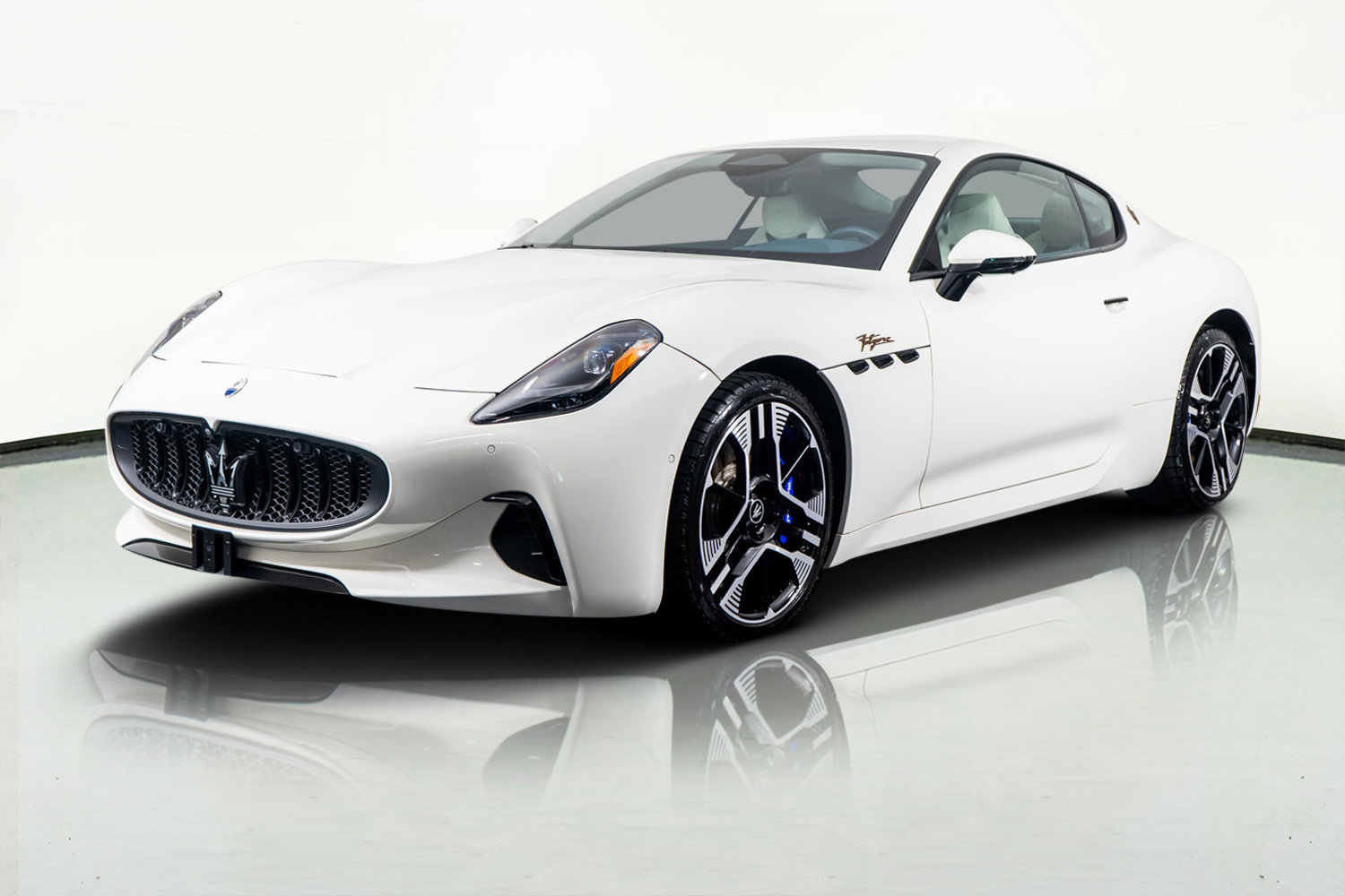 Used 2024 Maserati GranTurismo Folgore image 21