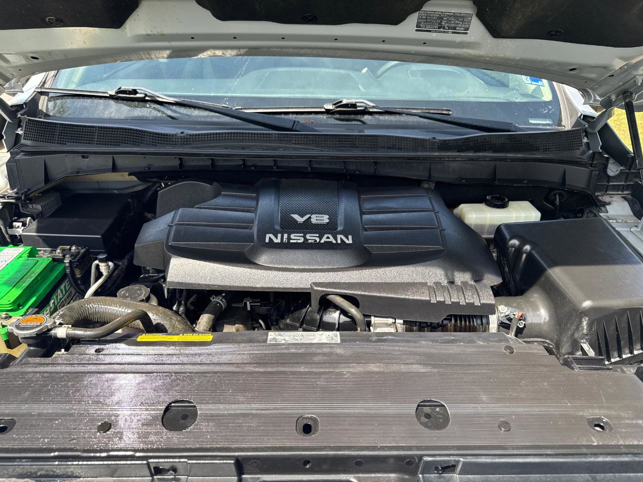 Used 2019 Nissan Titan SV AWD/4WD image 6
