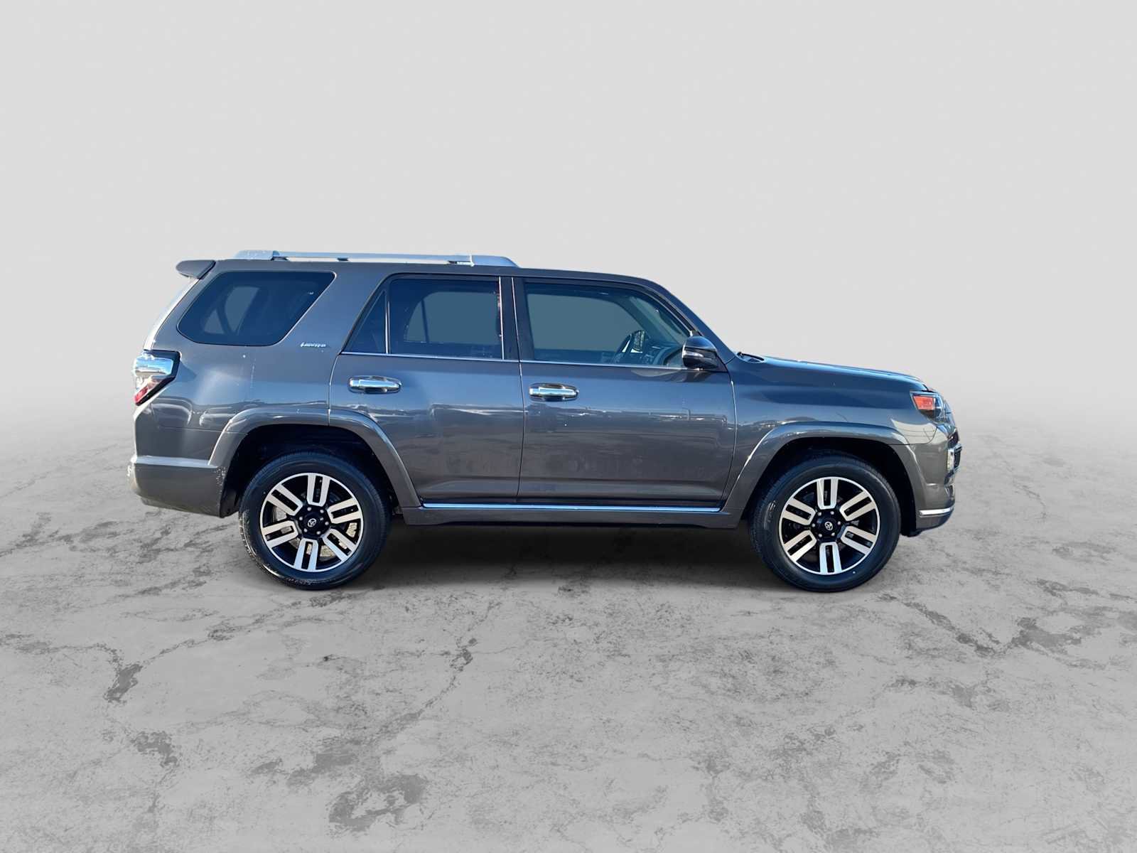 Used 2019 Toyota 4Runner Limited image 9