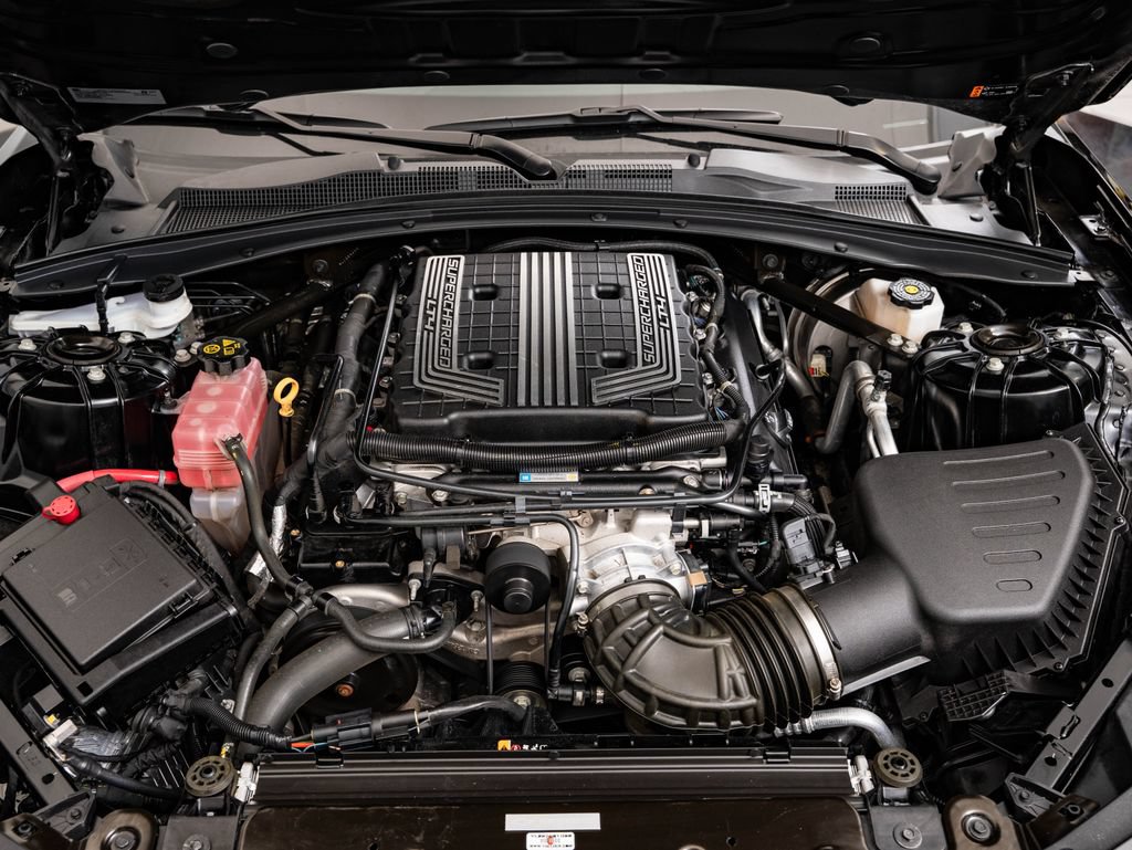 Used 2021 Chevrolet Camaro ZL1 RWD image 45