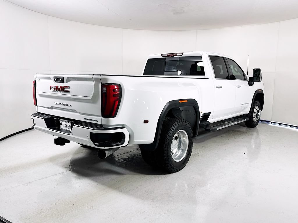 Used 2025 GMC Sierra 3500 Denali w/ Technology Package AWD/4WD image 4