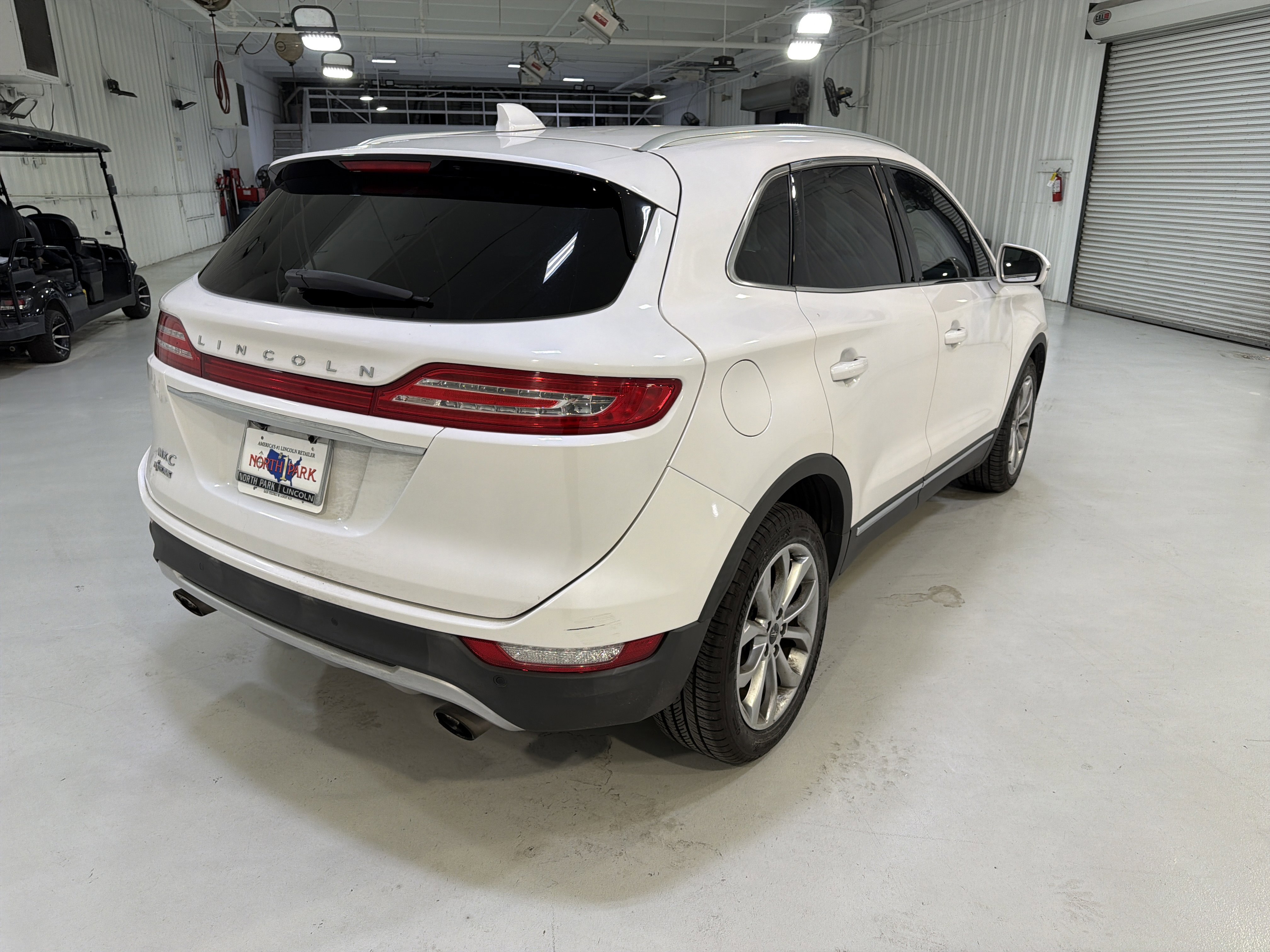 Used 2019 Lincoln MKC Select w/ Select Plus Package FWD image 5