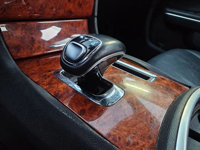 Used 2014 Chrysler 300 image 11