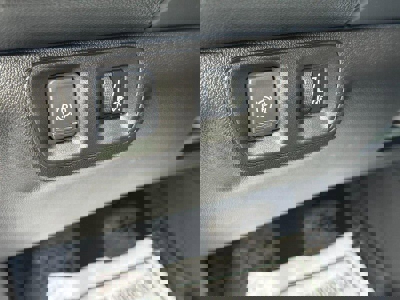 Used 2023 GMC Acadia AT4 w/ Preferred Package image 18