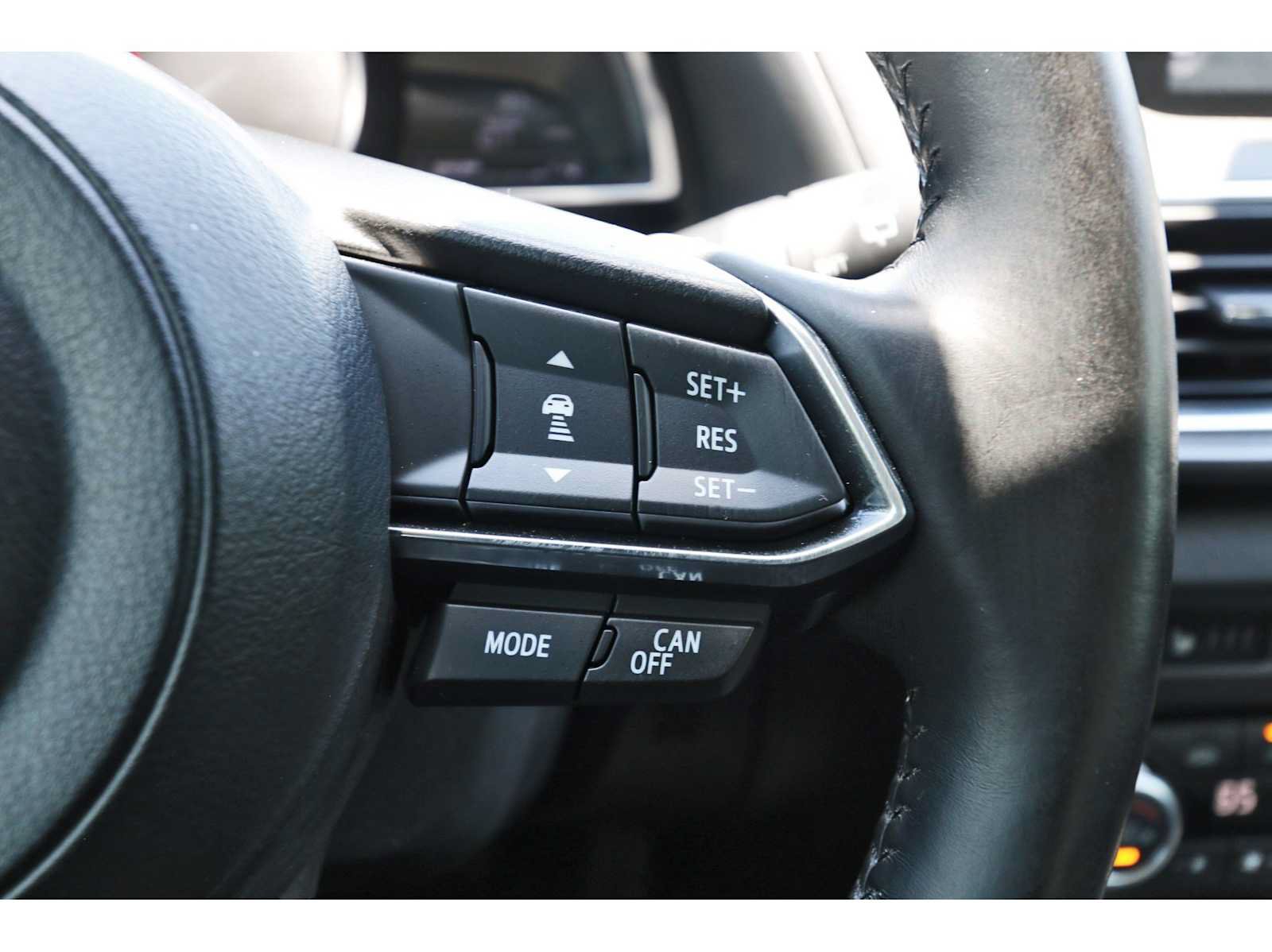 Used 2018 MAZDA MAZDA3 Grand Touring w/ Premium Equipment Package FWD image 16