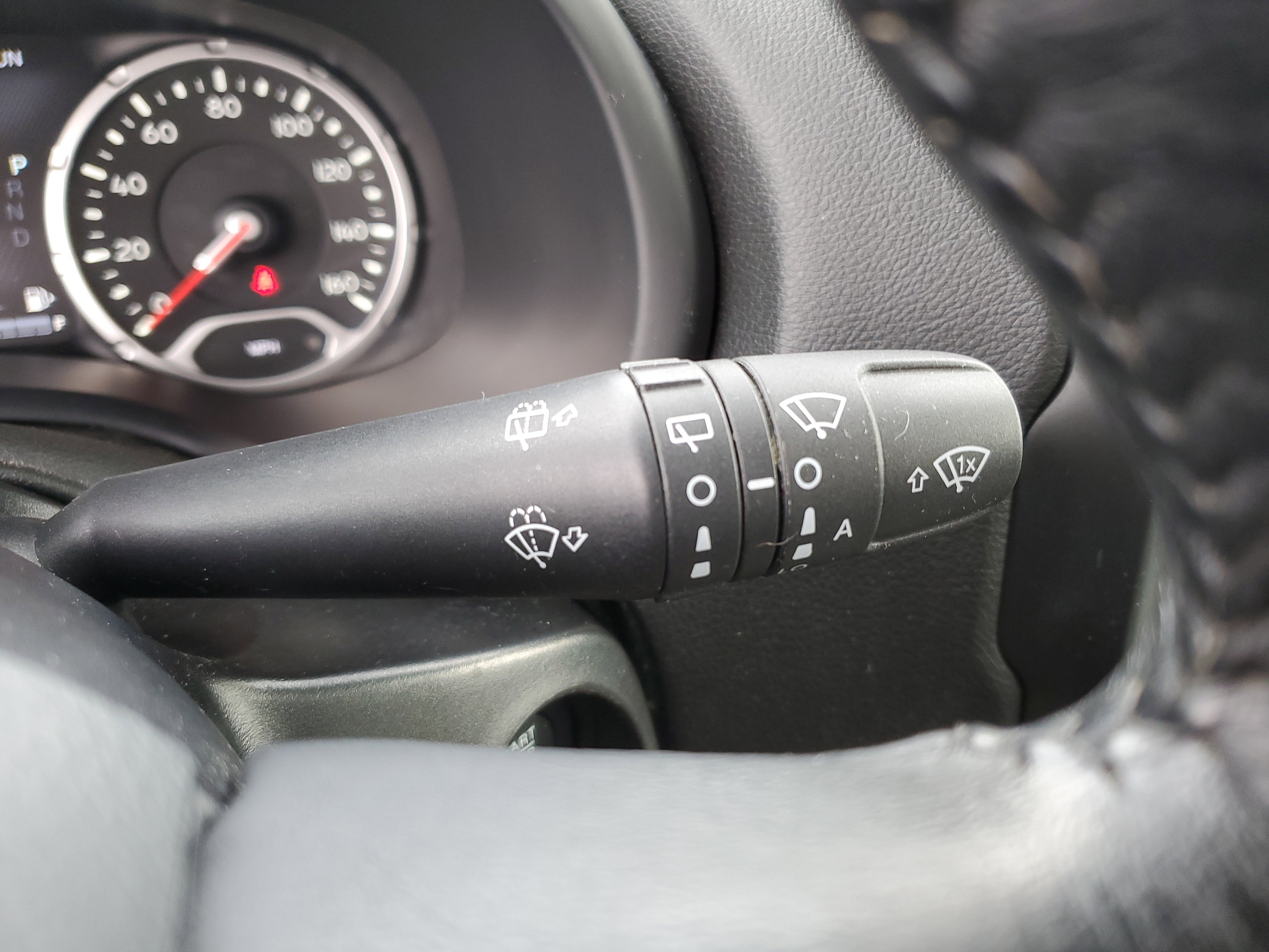 Used 2021 Jeep Renegade Limited image 18