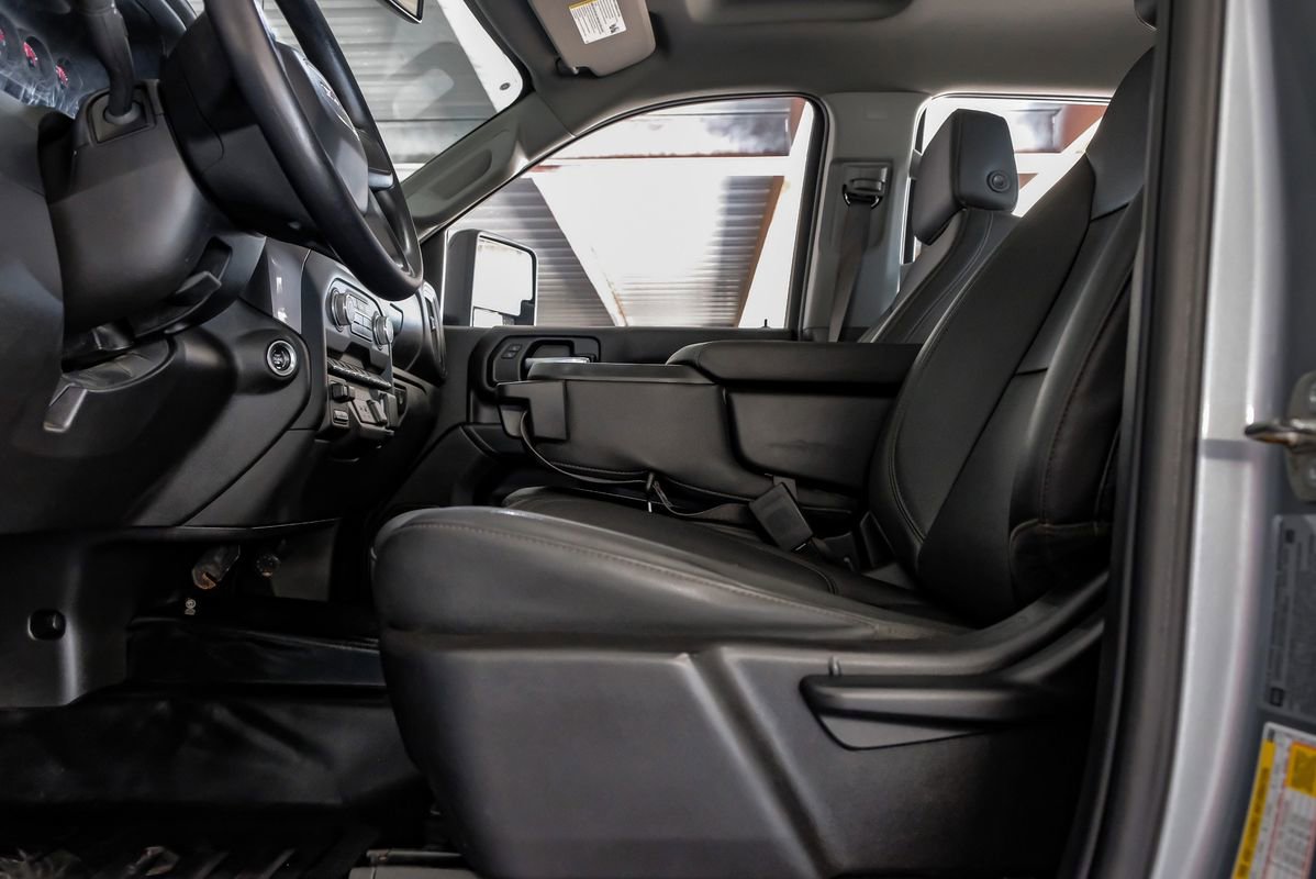 Used 2024 GMC Sierra 3500 Pro image 30
