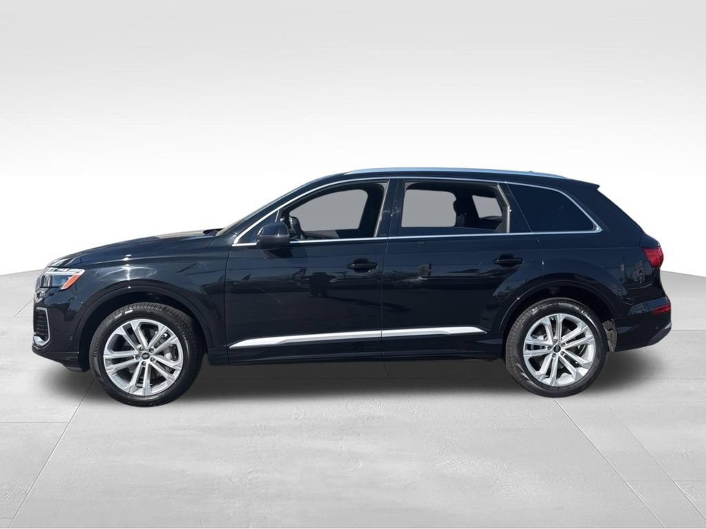 Used 2025 Audi Q7 3.0T Premium Plus AWD/4WD image 5