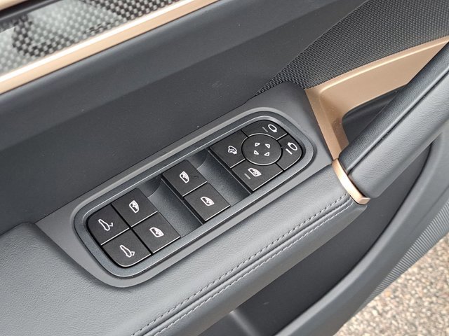 New 2026 Porsche Cayenne Turbo GT image 25