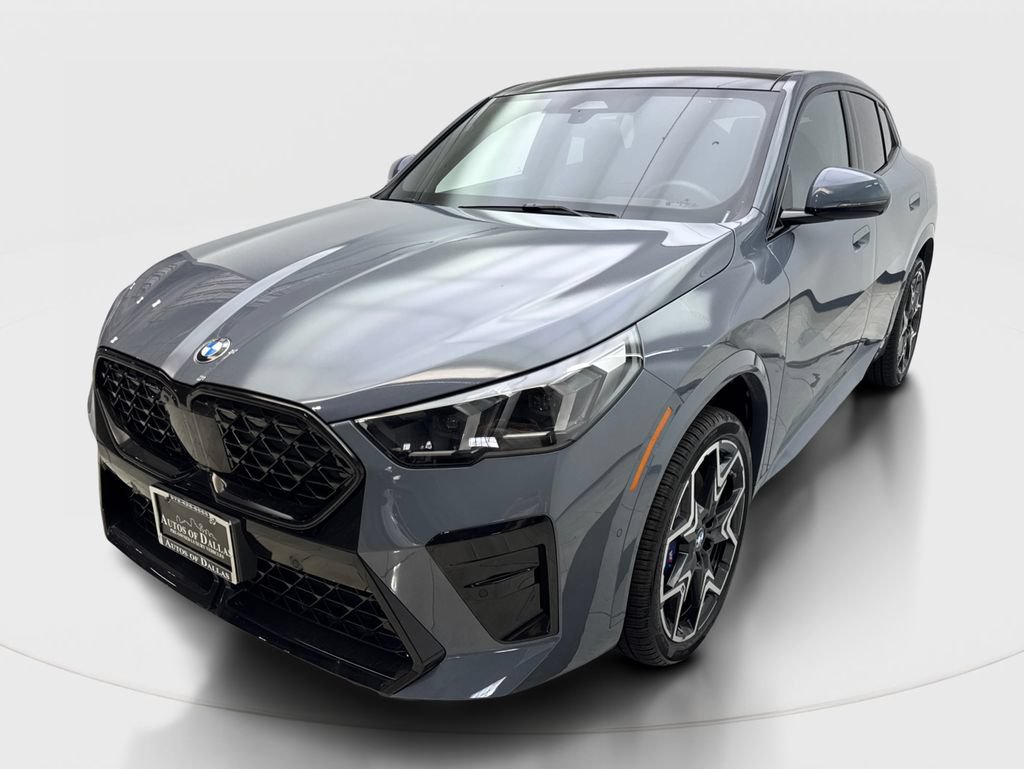 Used 2026 BMW X2 xDrive28i w/ Technology Package AWD/4WD image 2